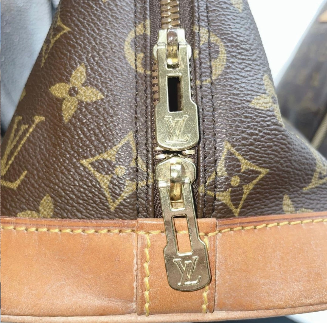 Louis Vuitton Alma PM – Monogram Canvas Leather