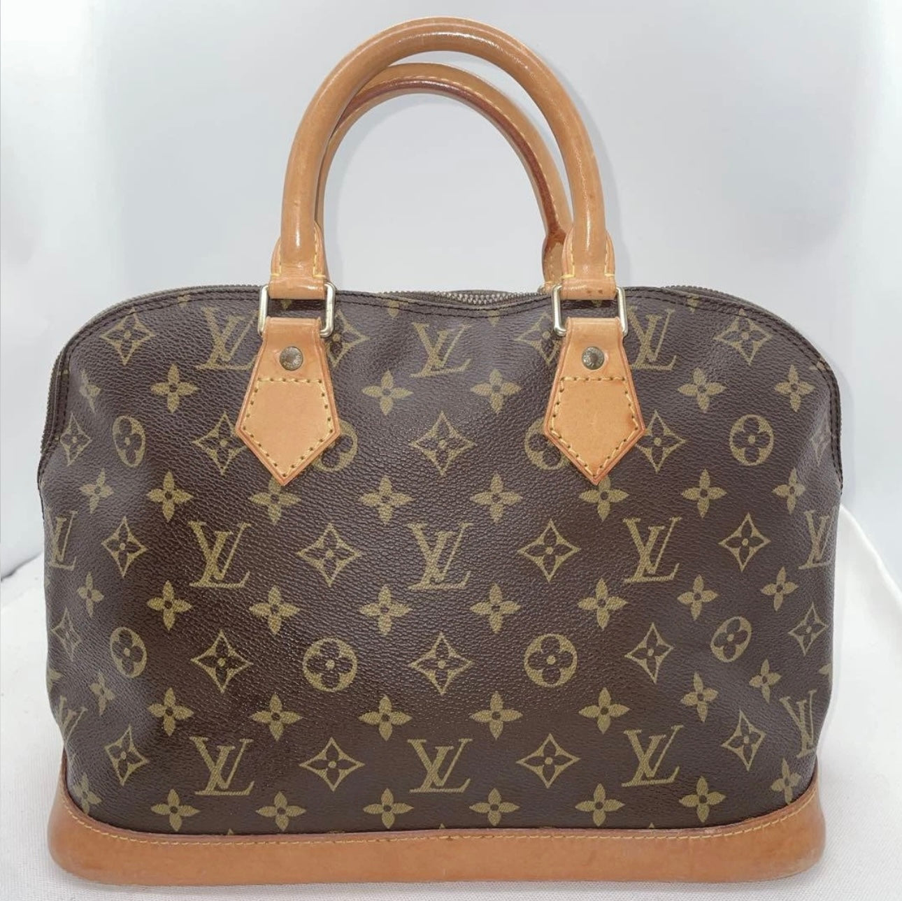 Louis Vuitton Alma PM – Monogram Canvas Leather