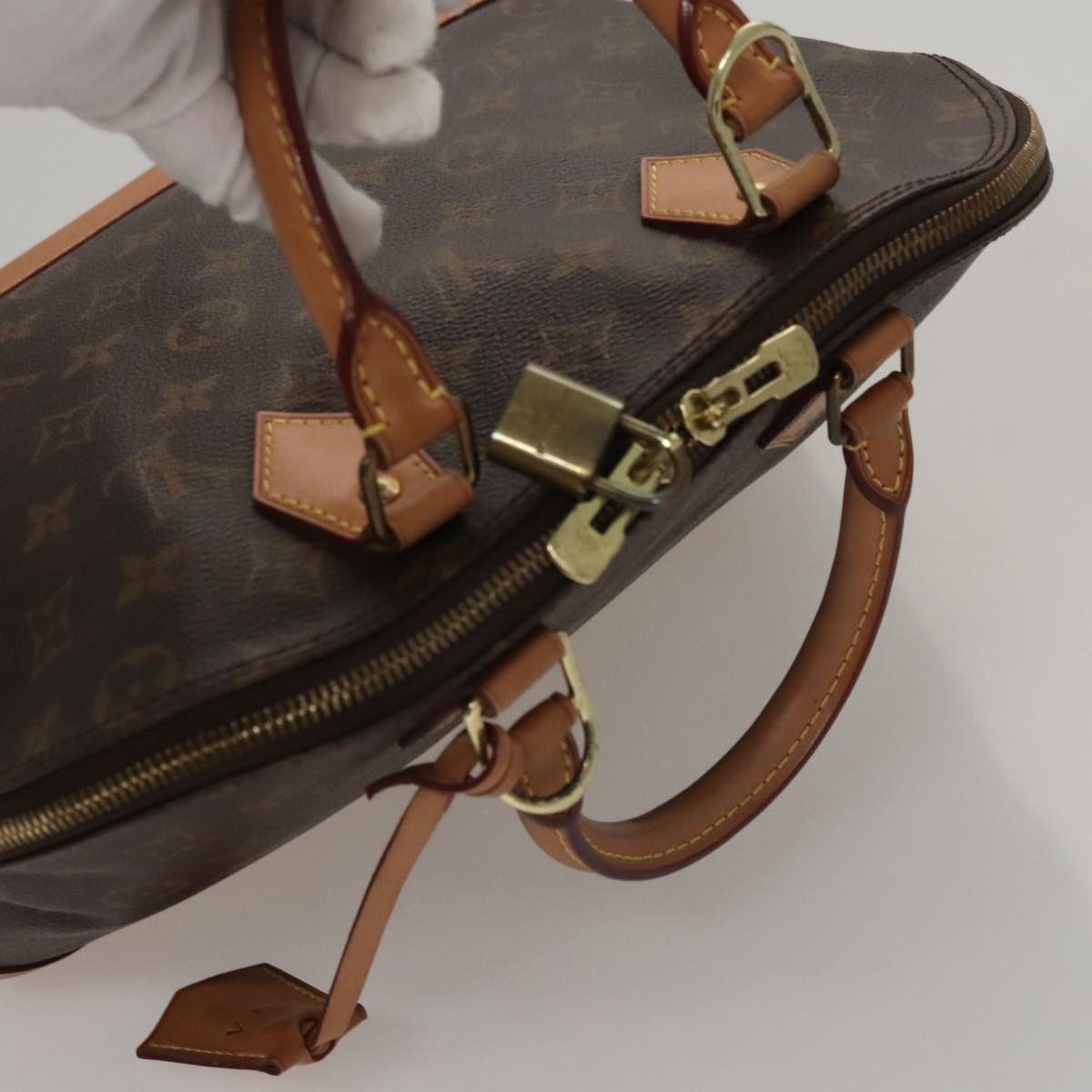 Louis Vuitton Alma PM