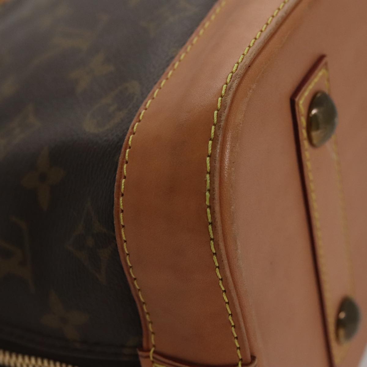 Louis Vuitton Alma PM